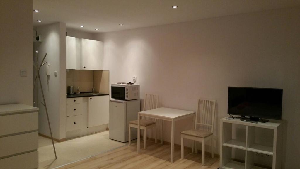 Goodnight Warsaw Apartments - Plac Grzybowski 2 Δωμάτιο φωτογραφία
